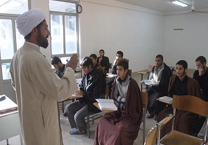 آغاز سال تحصیلی جدید در حوزه علمیه حاجی آباد