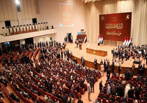 برگزاری نخستین جلسه پارلمان جدید عراق/ تلاش سران عراقی برای روی کار آمدن دولتی متعهد و به دور از اختلافات طایفه‌ای/ نمایندگان سوگند یاد کردند