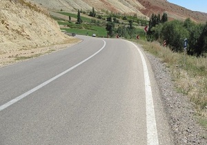 نقاط حادثه خیز جاده های استان سمنان باید مشخص شود