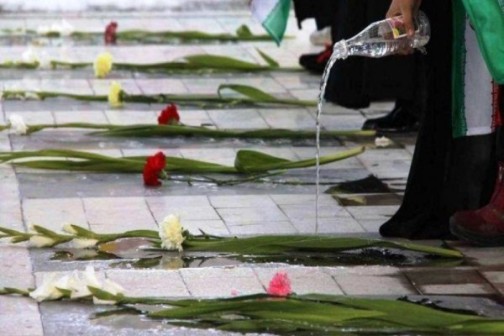 غبارروبی گلزار شهدای خرم آباد با حضور پیرغلامان حسینی