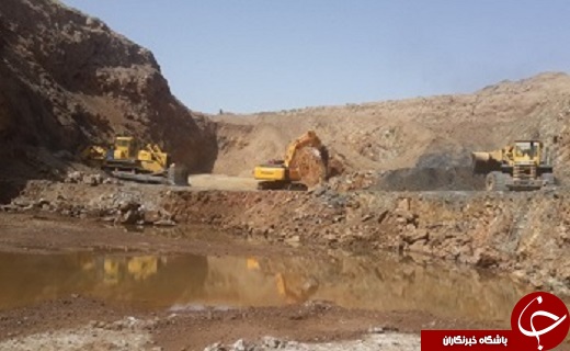 سناریوی دنباله دار بهره برداری بی رویه از معادن در سیاه کوه اردکان /قطب گردشگری یا قطب صنعتی