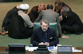 واکنش کاربران به تعطیلات مجلس در شرایط حساس اقتصادی فعلی +تصاویر