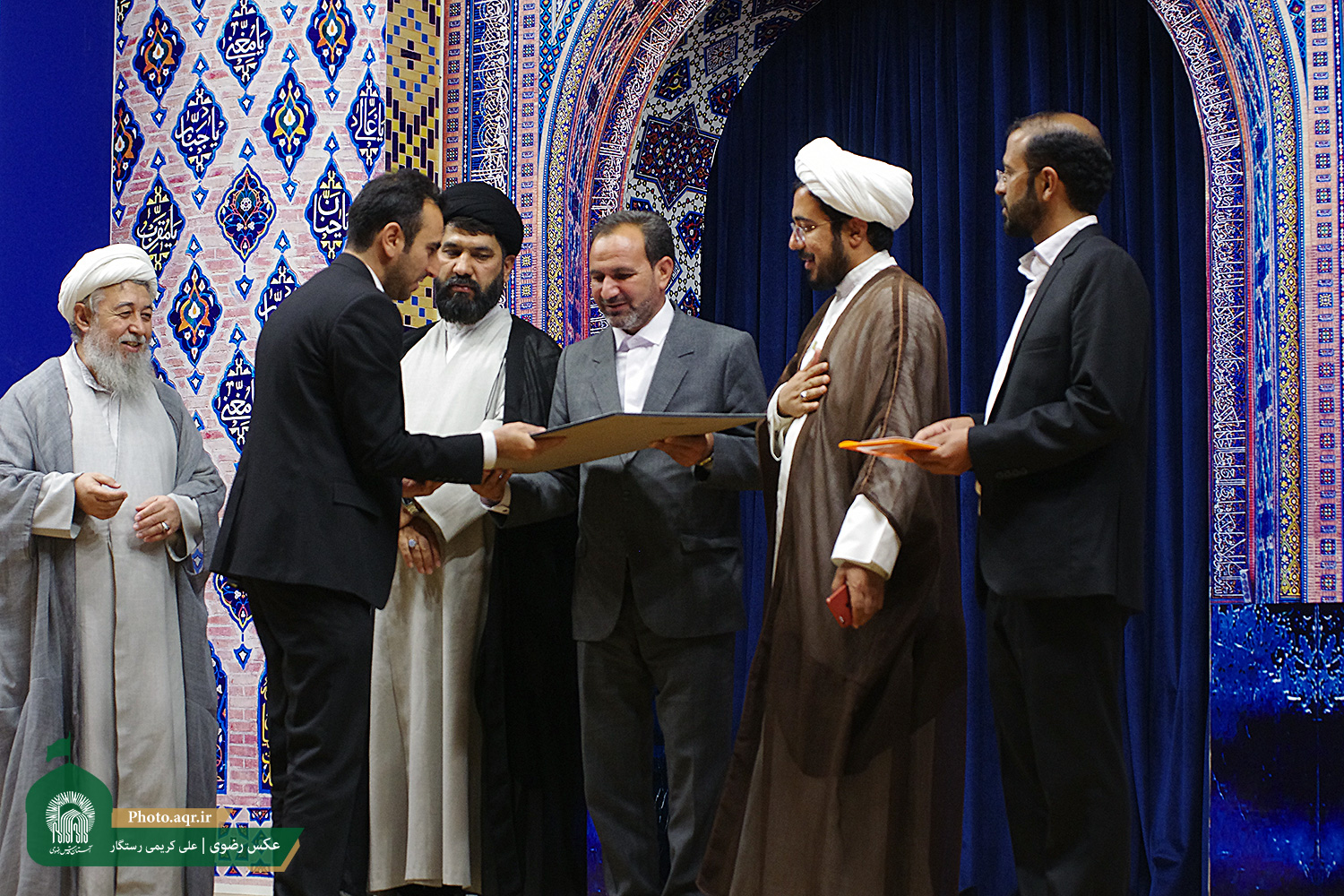 برگزاری مراسم اختتامیه جشنواره فرهنگی-هنری «مباهله» در حرم مطهر رضوی