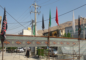 خطر ساخت داربست در مسیر خطوط برق برای برپایی تکایا و ایستگاه‌های پذیرایی از عزاداران