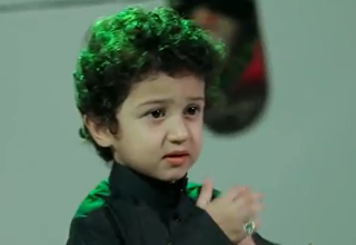 نوحه سرایی کودک عراقی درباره مظلومیت کودکان امام حسین(ع)+فیلم