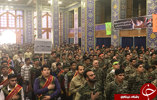 گردهمایی بسیجیان ناحیه مرکزی ثارالله و روح الله یزد در پایگاه انقلاب