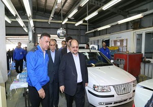 وجود خودرو در انبار خودروساز‌ها احتکار نیست