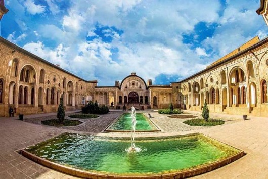 عروس خانه&zwnj;های تاریخی درکاشان با خانه طباطبائی&zwnj;ها جلوه گری می کند