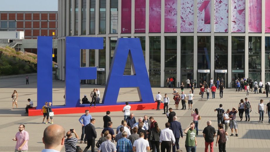 بهترین محصولات معرفی شده در IFA 2018 را ببینید