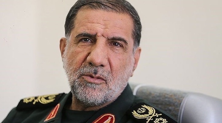 مسئولانِ محترم خود را خدمتگذار بدانند، نه حاکم