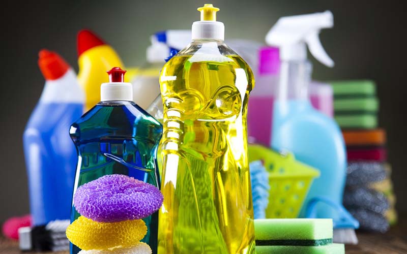 صادرات بیش از ۱۳۰ میلیون دلار در سال مواد شوینده، آرایشی و بهداشتی