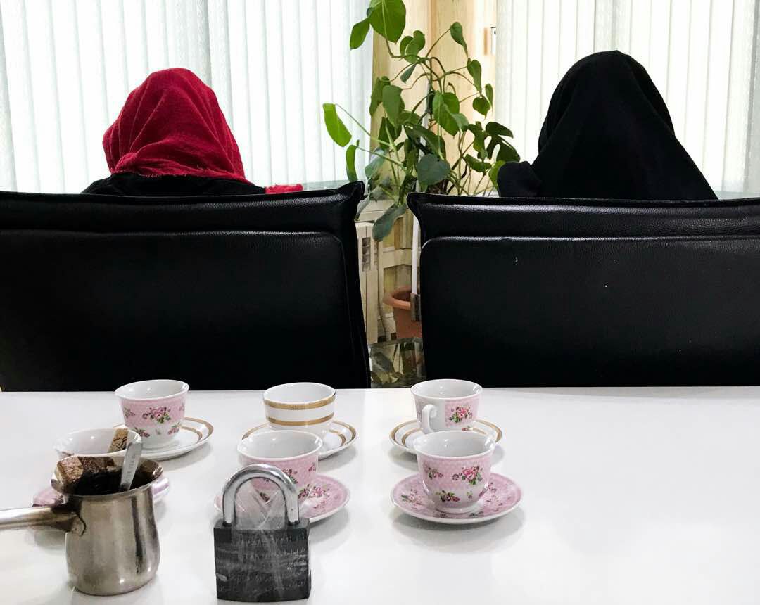 اقدام به کلاهبرداری با استفاده از فالگیری/ باند سه نفره فالگیران لو رفت اقدام به کلاهبرداری با استفاده از فالگیری/ باند سه نفره فالگیران لو رفت