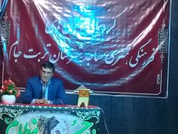 مهمترین وظیفه و اهداف کانون&zwnj;های فرهنگی و هنری مساجد جذب و تربیت جوانان و نوجوانان است.