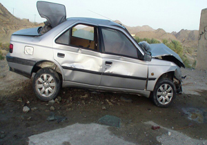 واژگونی خودرو پژو درمحور ایرانشهر-بم