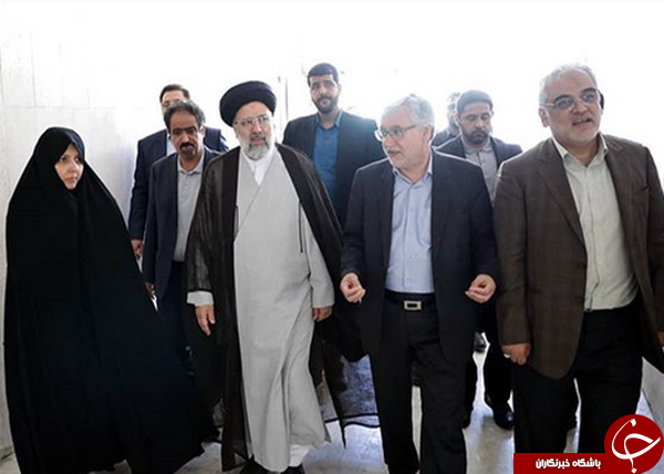 بازدید تولیت آستان قدس از مرکز روانپزشکی مشهد در روز پزشک+عکس