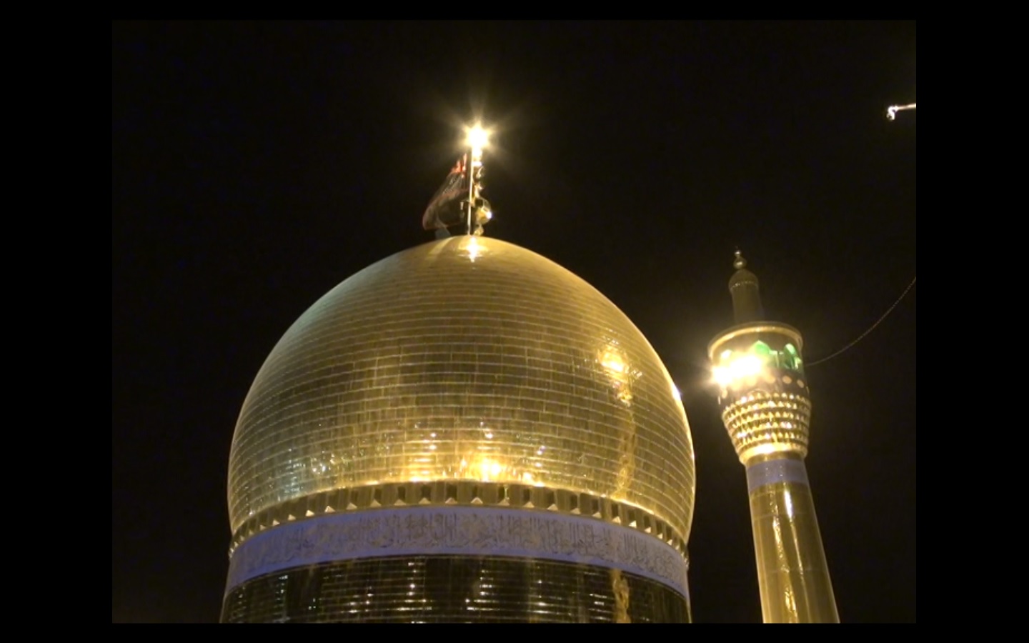 اعلام عزا و تعویض پرچم حسینیه اعظم زنجان
