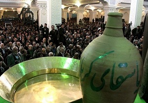 مراسم طشت&zwnj;گذاری در لاهیجان + فیلم