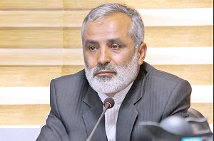 دشمنان دنبال شکاف بین مردم، انقلاب و مسئولاند