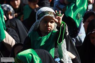 حرم مطهر رضوی میزبان شیرخوارگان حسینی
