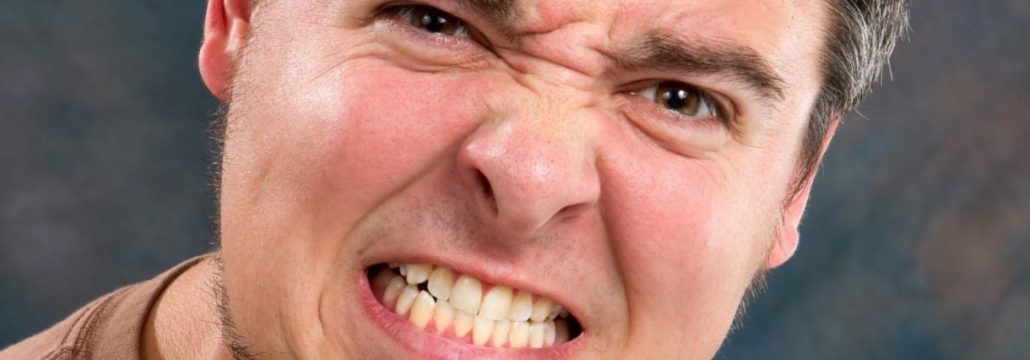 عارضه ای که در خواب به سراغتان می آید/اضطراب مهم ترین عامل ایجاد دندان قروچه