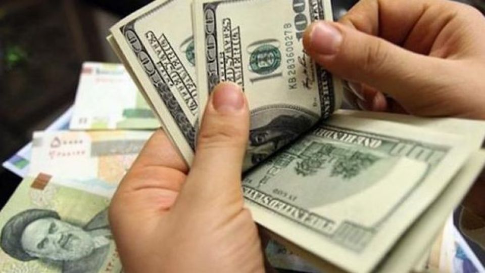 بلبشوی اقتصادی در بازار ارز/آیا قیمت دلار فروکش خواهد کرد؟