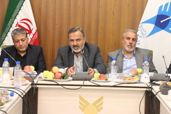 مدیران باید با همت و تلاش از کار مردم گره گشایی کنند/باید از سرمایه های استان برای ایجاد اشتغال حمایت کرد