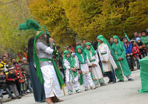 آیین تعزیه خوانی حمایت بیشتر مسولین را می&zwnj;طلبد / فعالیت ۳۳ گروه تعزیه خوانی در خراسان شمالی