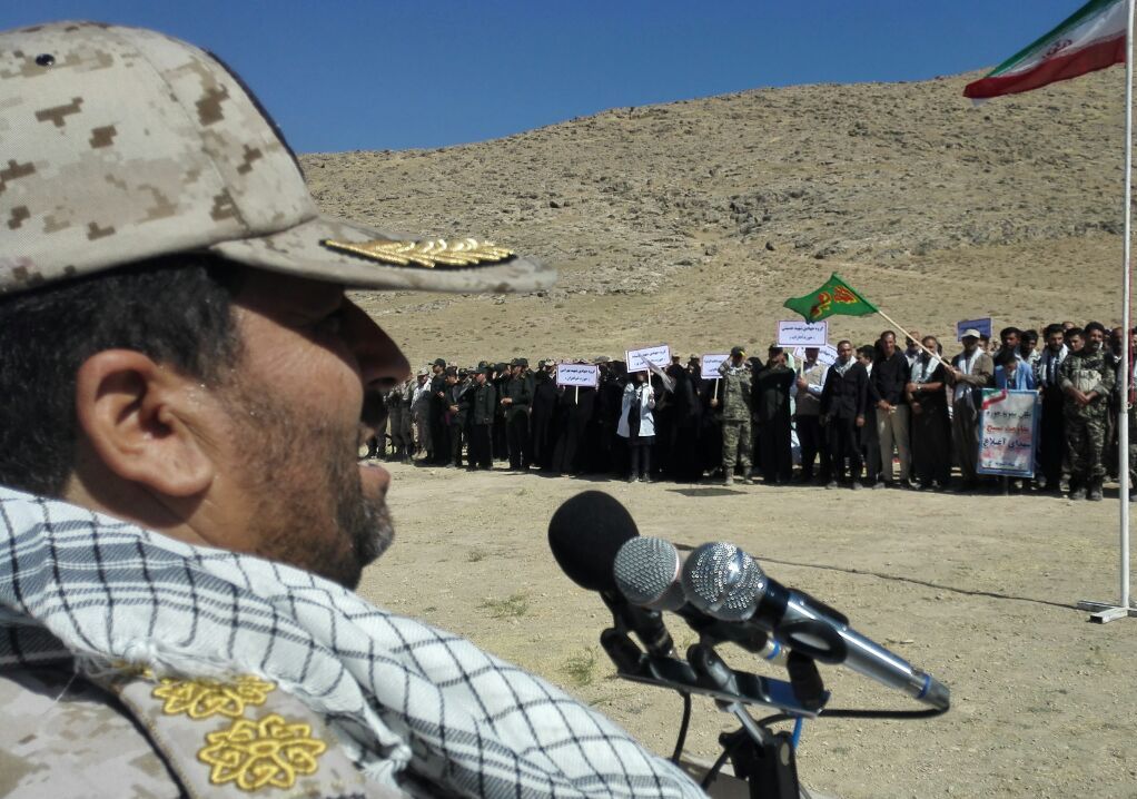 بسیج خار چشم دشمنان و حافظ امنیت کشور است