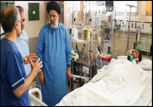 عیادت تولیت آستان قدس رضوی از طلبه مشهدی عیادت تولیت آستان قدس رضوی از طلبه مشهدی