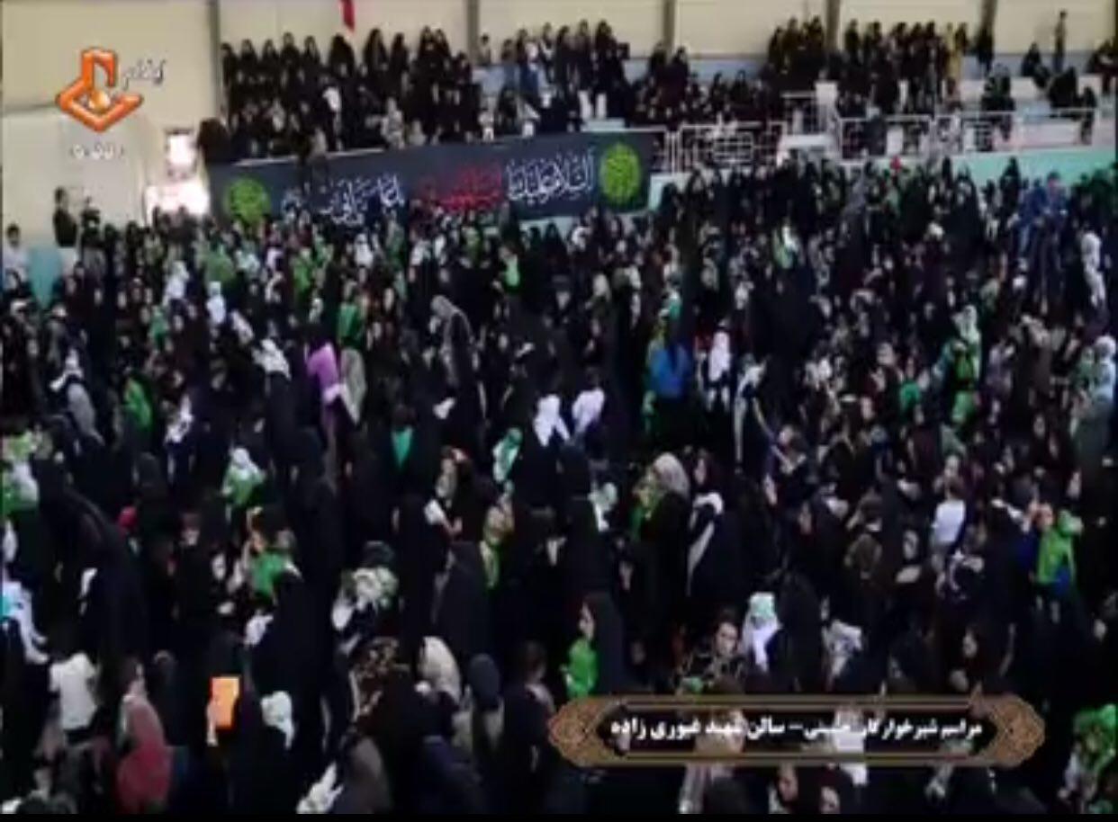 تصاویری از پخش زنده مراسم شیر خوارگان حسینی در شبکه ایلام