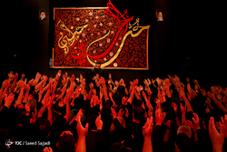 عزاداری شب هفتم محرم در هیئت شهدای حرم
