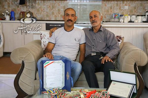 برش&zwnj;ی از زندگی زوج قهرمان کم توان ذهنی/مدال&zwnj;هایی که در &laquo;حوض نقاشی&raquo; غوطه&zwnj;ور شدند+تصاویر