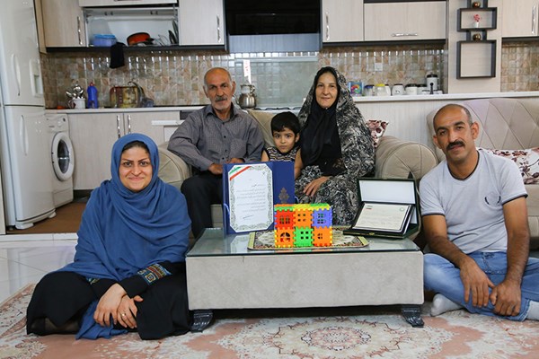 برش&zwnj;ی از زندگی زوج قهرمان کم توان ذهنی/مدال&zwnj;هایی که در &laquo;حوض نقاشی&raquo; غوطه&zwnj;ور شدند+تصاویر