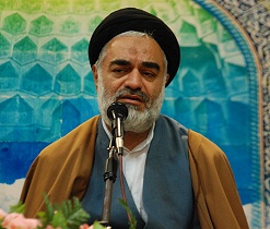 فرزندانمان را با مکتب عاشورایی پرورش دهیم