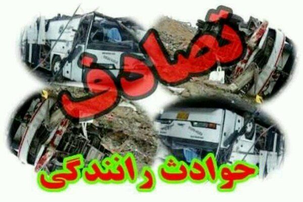 واژگونی پراید در محور اردستان-مهاباد/5 نفر کشته و زخمی شدند