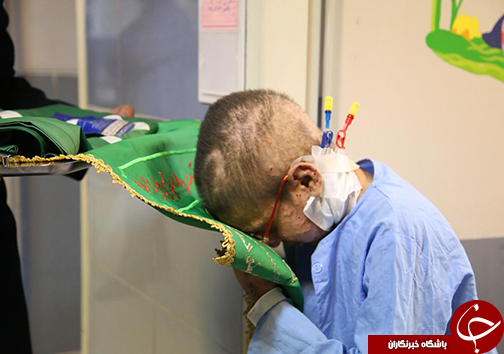 عیادت خدام از کودکان و اطفال بستری شده در روز شیرخوارگان حسینی