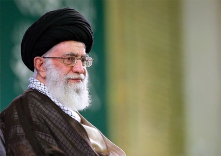 کوهپیمایی رهبر انقلاب 2روز پس از حادثه 11 سپتامبر