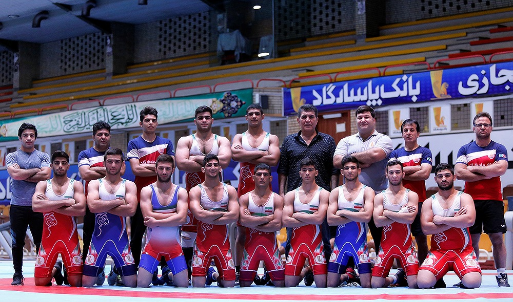 فرنگی کاران جوان بامداد امروز راهی کشور اسلواکی شدند
