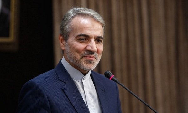 برای ساماندهی بازار ارز برنامه داریم/ اختصاص یک میلیارد دلار اعتبار برای حفظ اشتغال موجود/ تهیه ۵ بسته جبرانی برای جلوگیری از آسیب تحریم‌ها به صنایع