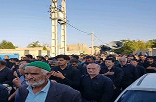 سنت محله گردی عزاداران حسینی در مهریز + فیلم