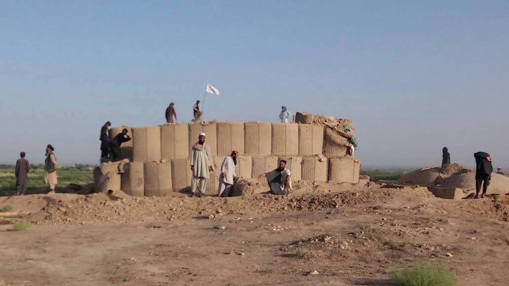 واگذاری چهار مرکز نظامی در بلخ به طالبان