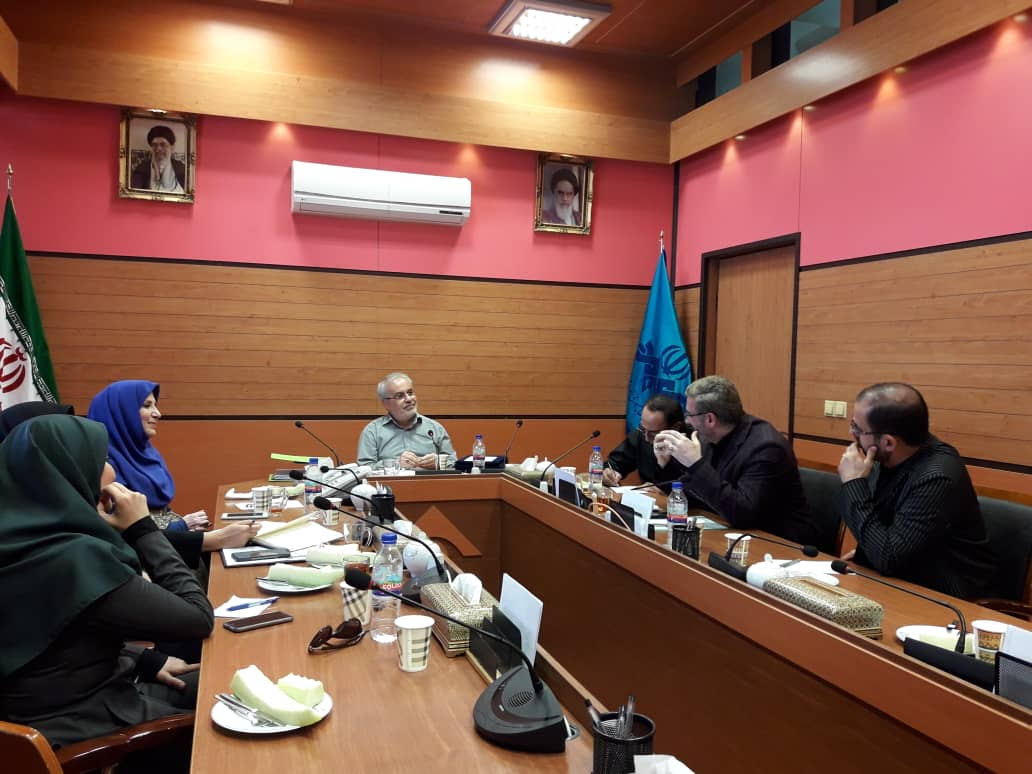 قدردانی از مجریان برتر به خاطر تلاش برای پاسداشت زبان فارسی