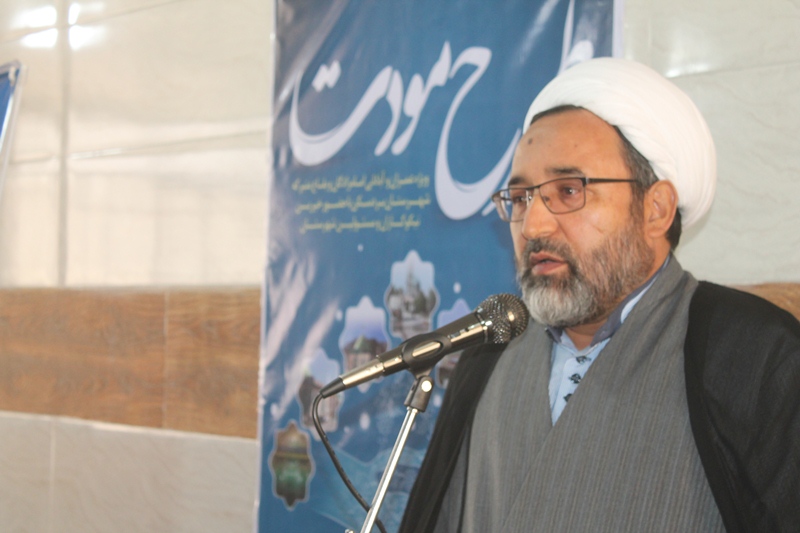 بقاع متبرکه قطب فرهنگی و پایگاه معنویت جامعه هستند