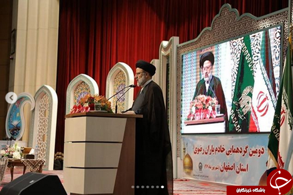 راه حل سیاسی برای حل مشکلات اقتصادی انحراف از حل مشکلات مردم است