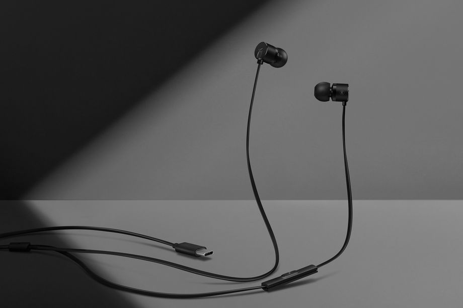 وان&zwnj;پلاس هندزفری&zwnj;های جدید با پورت USB-C معرفی کرد