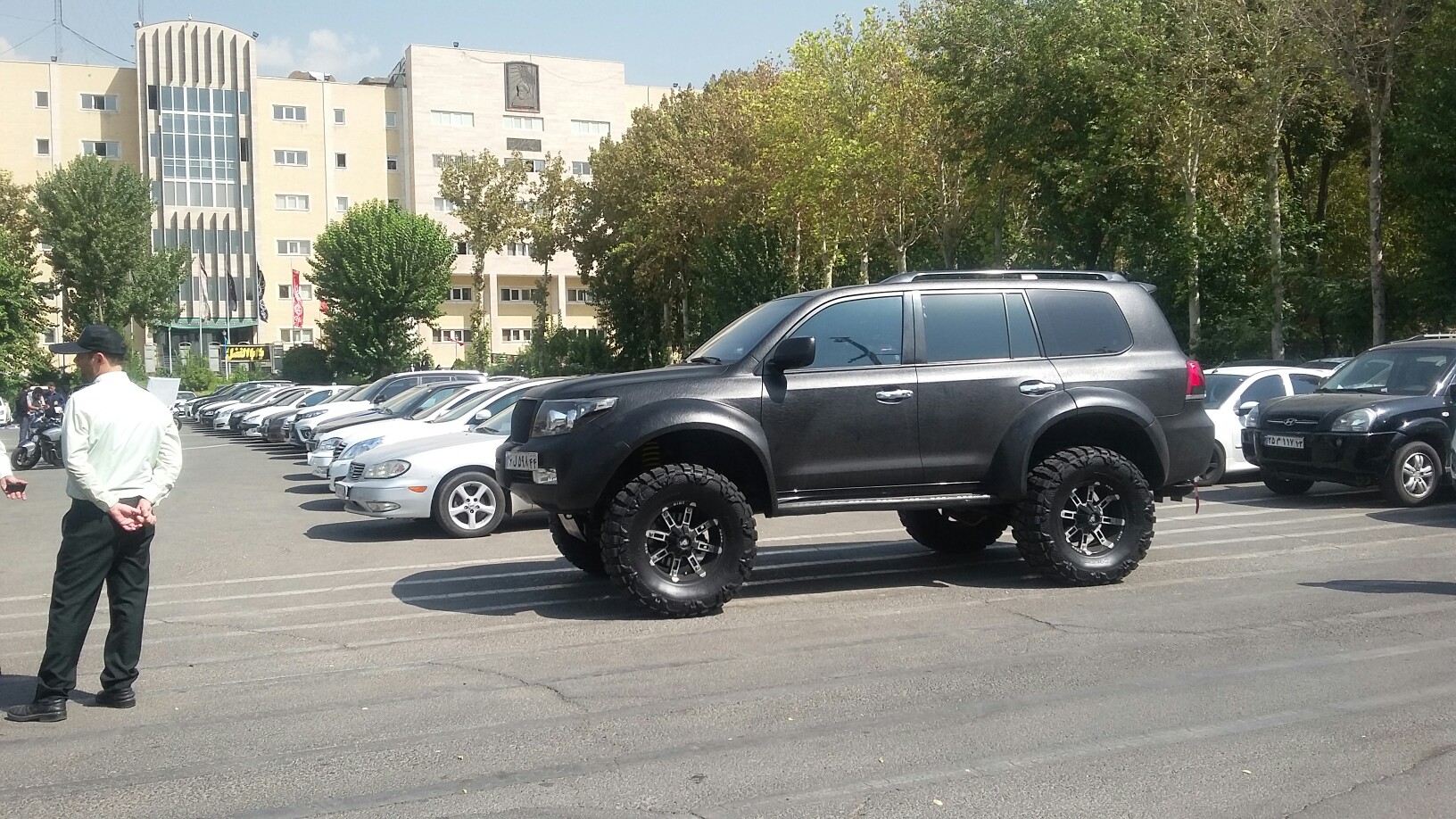 توقیف 55 خودروی بچه پولدارها به علت دور دور در 48 ساعت گذشته + عکس