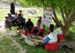 خدمت رسانی کاروان سلامت هلال احمر در مناطق محروم
