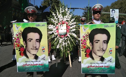 تشییع پیکر مطهر شهید جمشید صیادی در الوند
