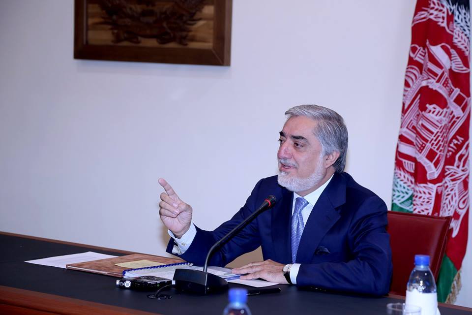 عبدالله: کمیسیون انتخابات باید نگرانی های احزاب سیاسی را برطرف کند/ با استفاده از سیستم بایومتریک در انتخابات موافقم