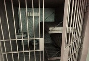 رسیدگی روزانه به مشکلات و درخواست های خانواده زندانیان